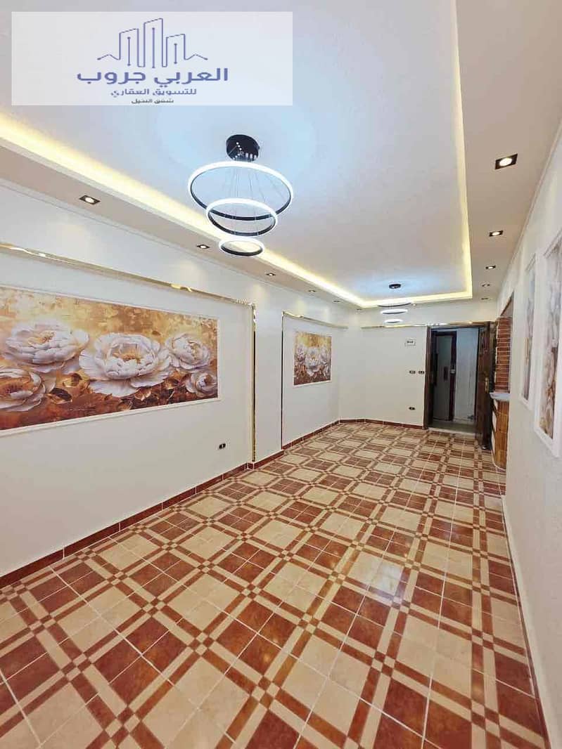 8 471d52e3-c9b6-4f89-ba31-69004309e6ea. jpg