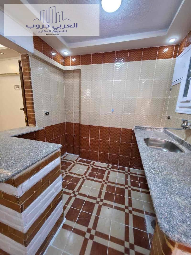 10 e269f33c-d983-4bb9-a47e-4af8d1460998. jpg