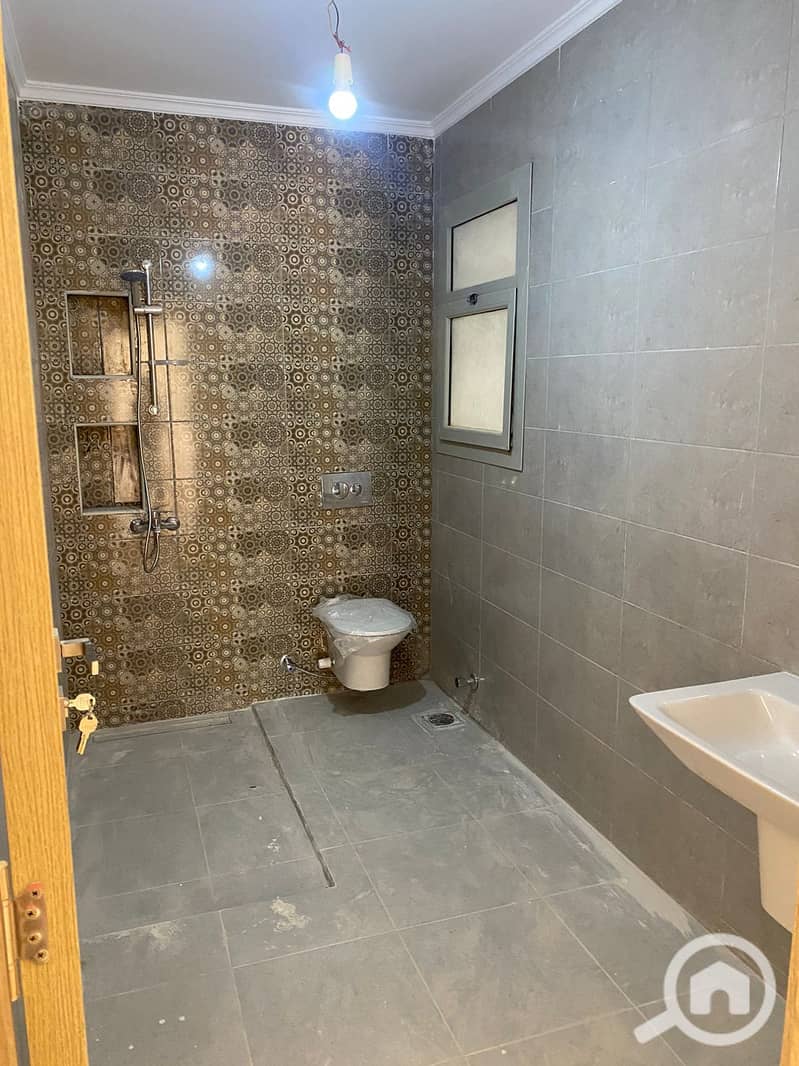 4 WhatsApp Image 2025-10-22 at 11.46. 05 AM. jpeg