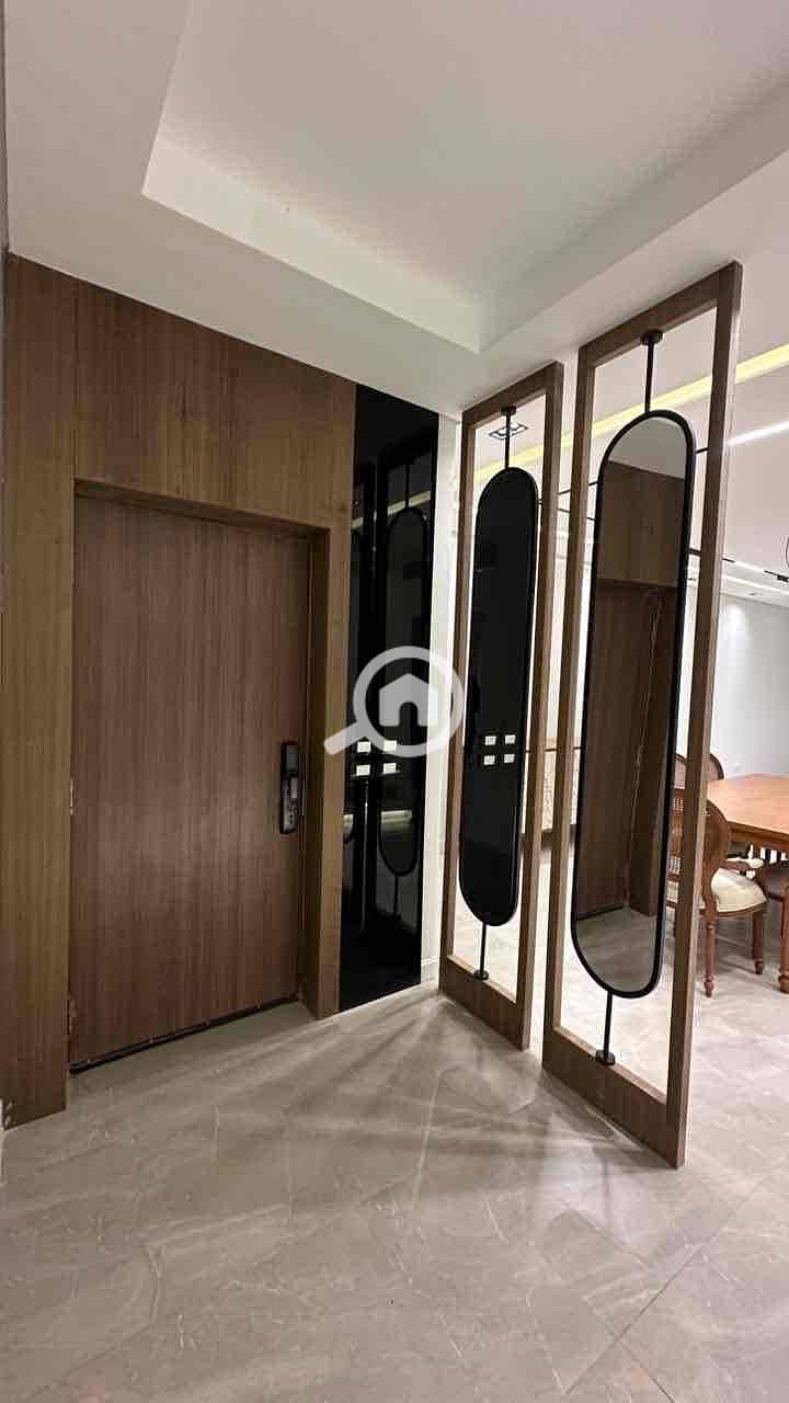 5d70d7f9-ef5d-4ce5-81c6-f0451a627d0a. jpg