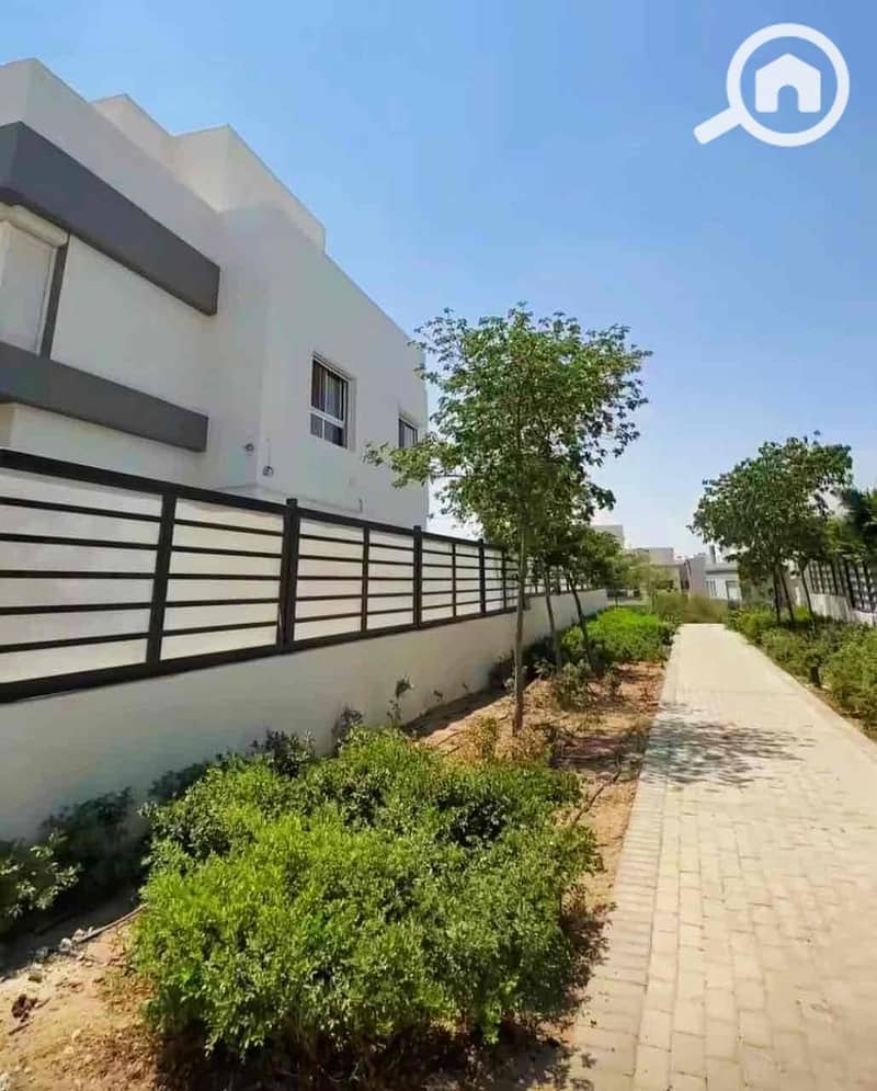 5 4958e5e2-ef53-4fbb-9815-1585454529e5. jpg