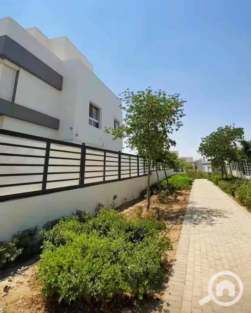 2 4958e5e2-ef53-4fbb-9815-1585454529e5. jpg