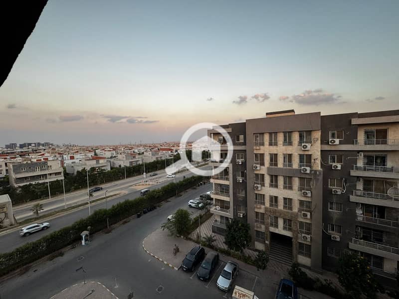 4 c3668cba-fd65-4c4c-820b-e263c3dce8b8. jpeg