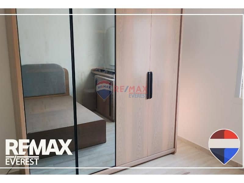 9 6aee5980-4028-4654-bff0-4a687cc3d3ca. jpg