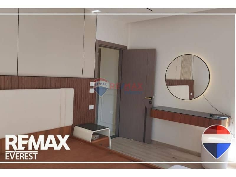 8 a0d1919f-4e9e-4f45-9d59-2e3303e3cb0b. jpg