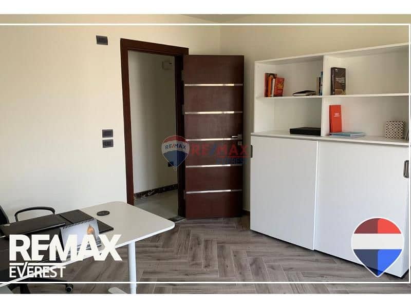 7 384cabd4-2dd0-49e8-975c-8bbe15c83096. jpg