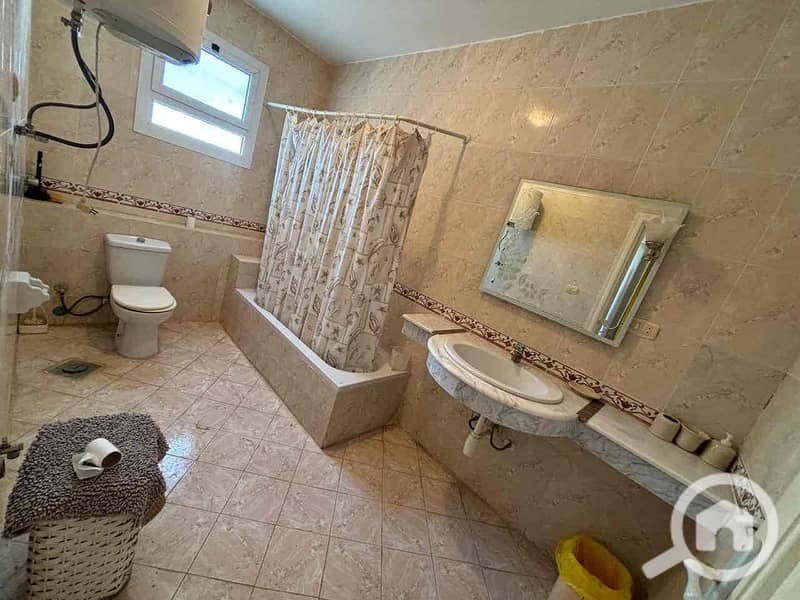 6 22e40e45-8fdd-405b-8df4-b10f895f78c0. jpg