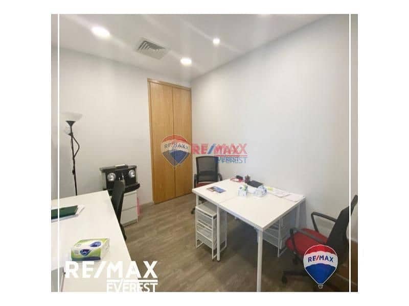 3 6f1b0b12-23ff-491f-94bb-50924962b284. jpg