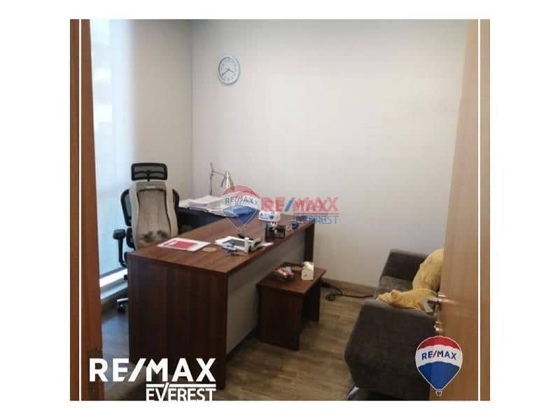 7 f3013cbb-8733-424b-bf66-728ddbba92b8. jpg