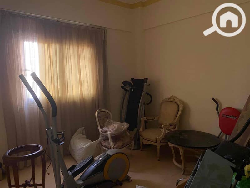 3 085a8934-487a-4450-86b9-fed2324f220a. jpg