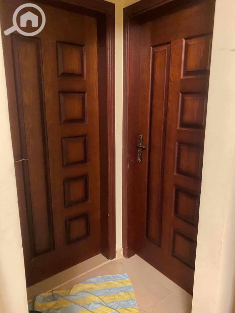 4 c28d1c40-d256-4c8a-b6b8-caa6b6eb9ec2. jpg