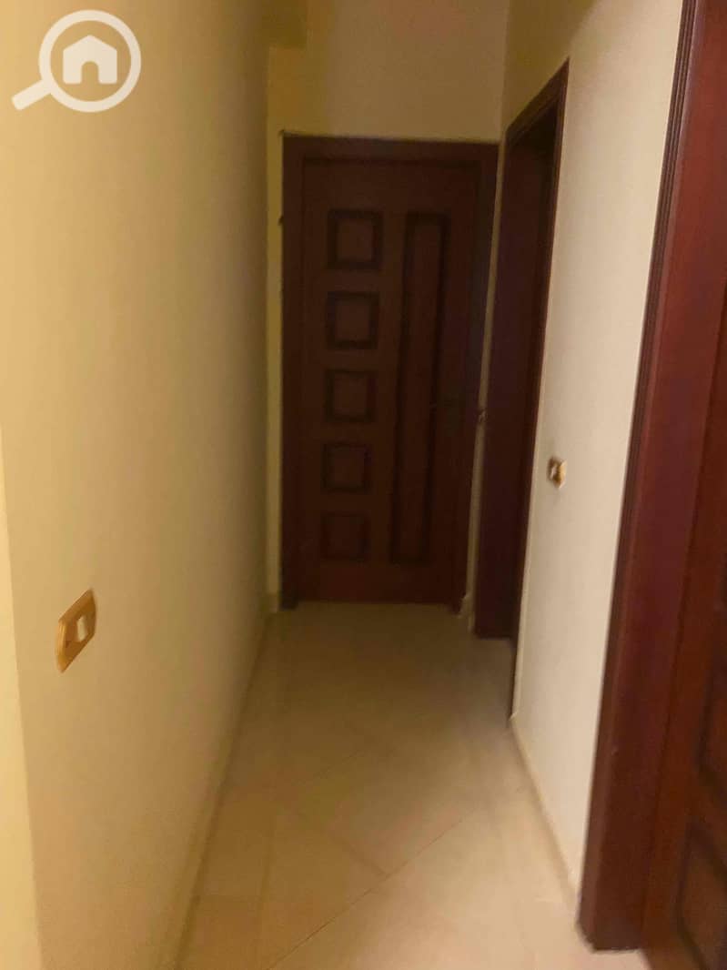 9 adeefb33-4f50-4574-8117-3e233d4e3bfd. jpg