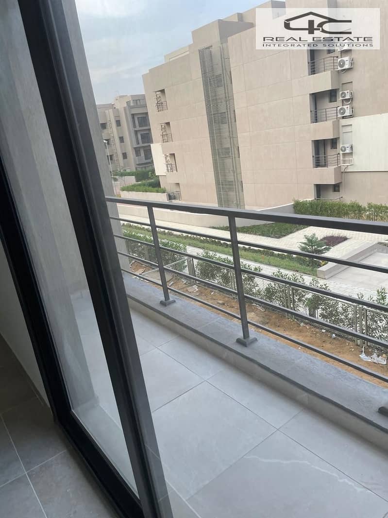 2 WhatsApp Image 2025-11-04 at 12.17. 33 PM. jpeg