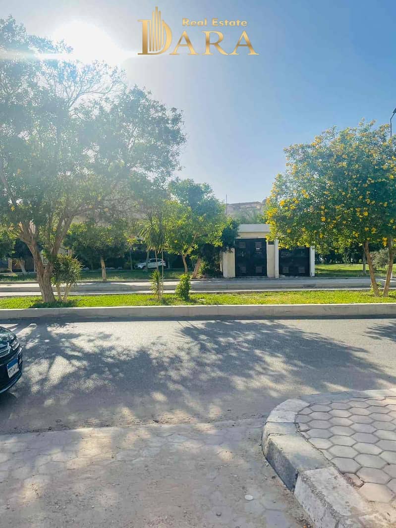 2 2d900b20-62ed-4f54-a4ca-d64ce2eb6a75. jpg