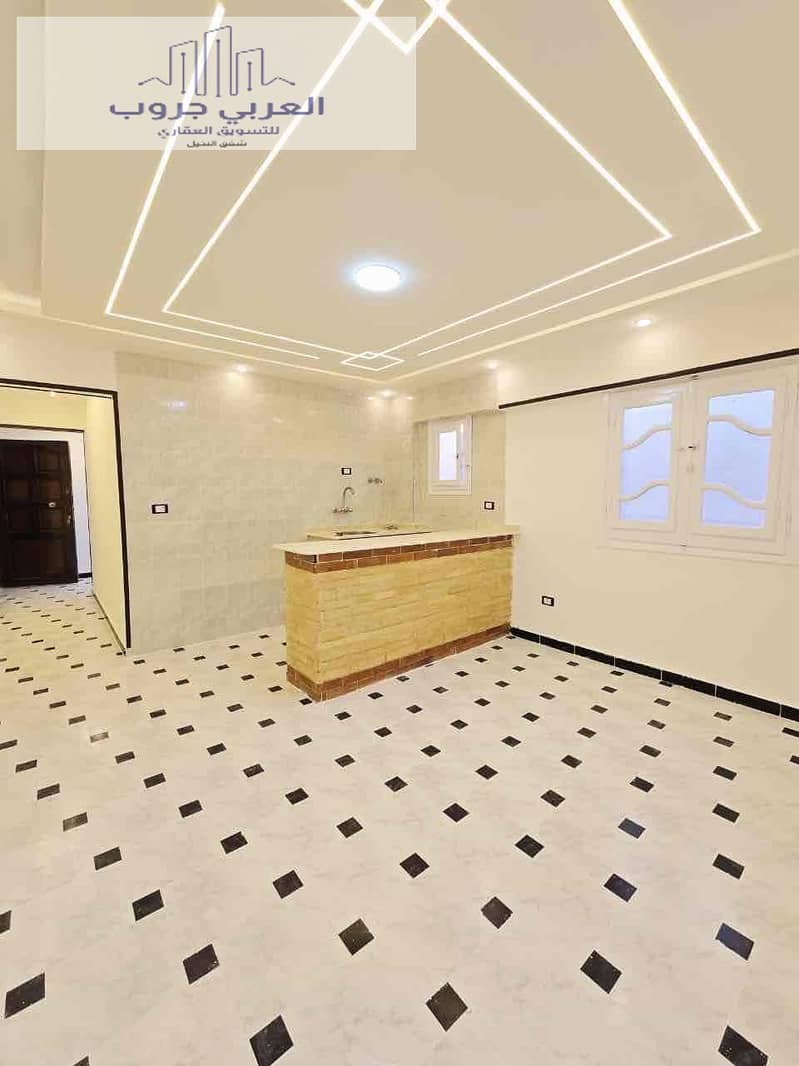 10 dc5f428a-031c-45ed-9935-0a12791fcfdc. jpg