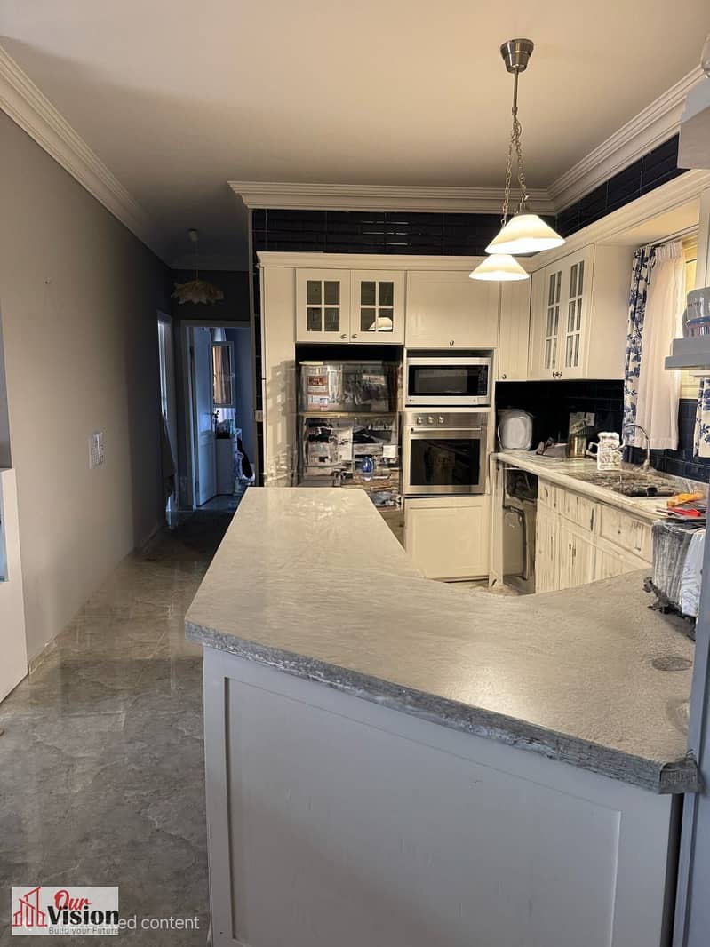 شقة للبيع الحي التاسع دور اول 155 متر للبيع في الشيخ زايد متشطب zayed