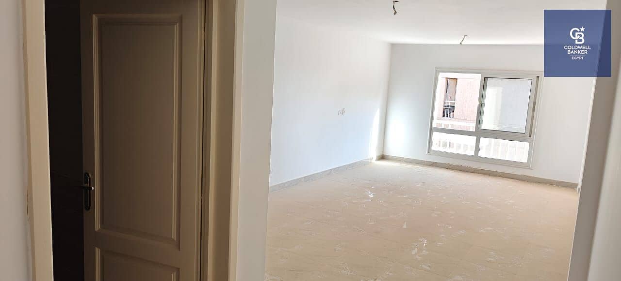 8 WhatsApp Image 2025-10-12 at 17.15. 45_7b0ee3ac. jpg