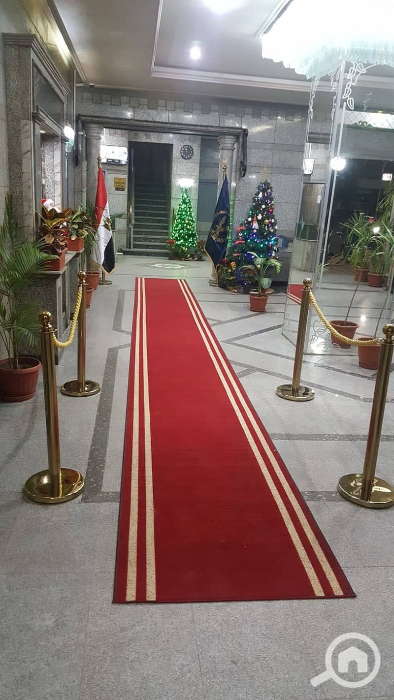 4 92603e1d-8caa-4d5e-b2be-304173165292. jpg