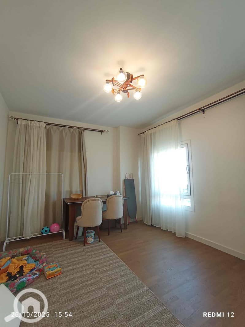 6 bd012272-cf65-4fdf-9154-ac34605f835d. jpg