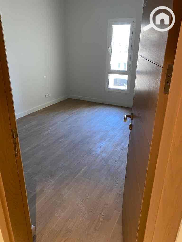 2 1e33df75-4109-424c-ae31-b1539d2cbc77. jpg