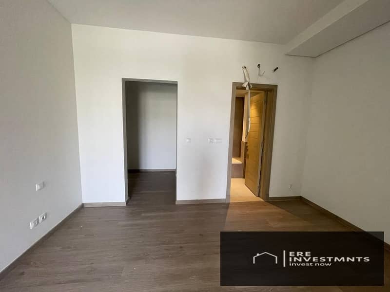 4 WhatsApp Image 2025-11-20 at 6.21. 14 PM (3). jpeg