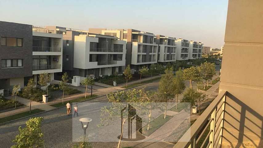 8 كمبوند-تاج-سيتي. jpg