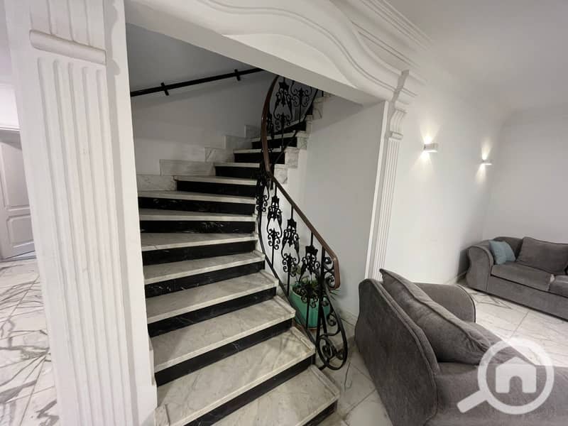 2 9b72087c-2a93-4f9a-8079-edfb7e7bd227. jpeg