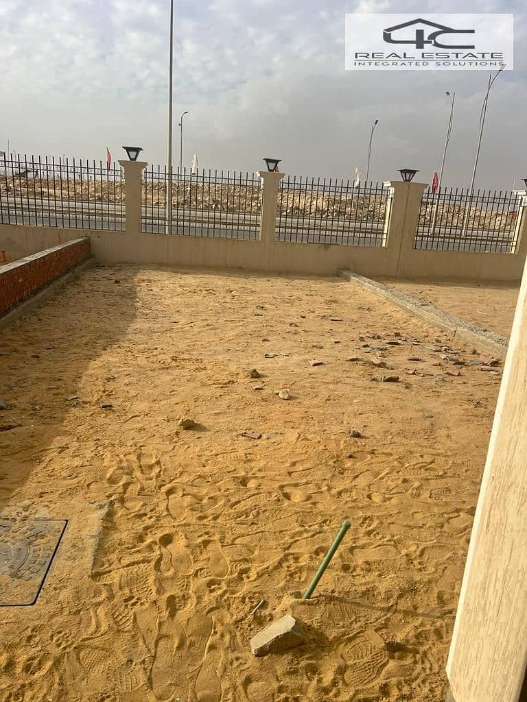 12 WhatsApp Image 2025-11-16 at 12.48. 40 PM (1). jpeg