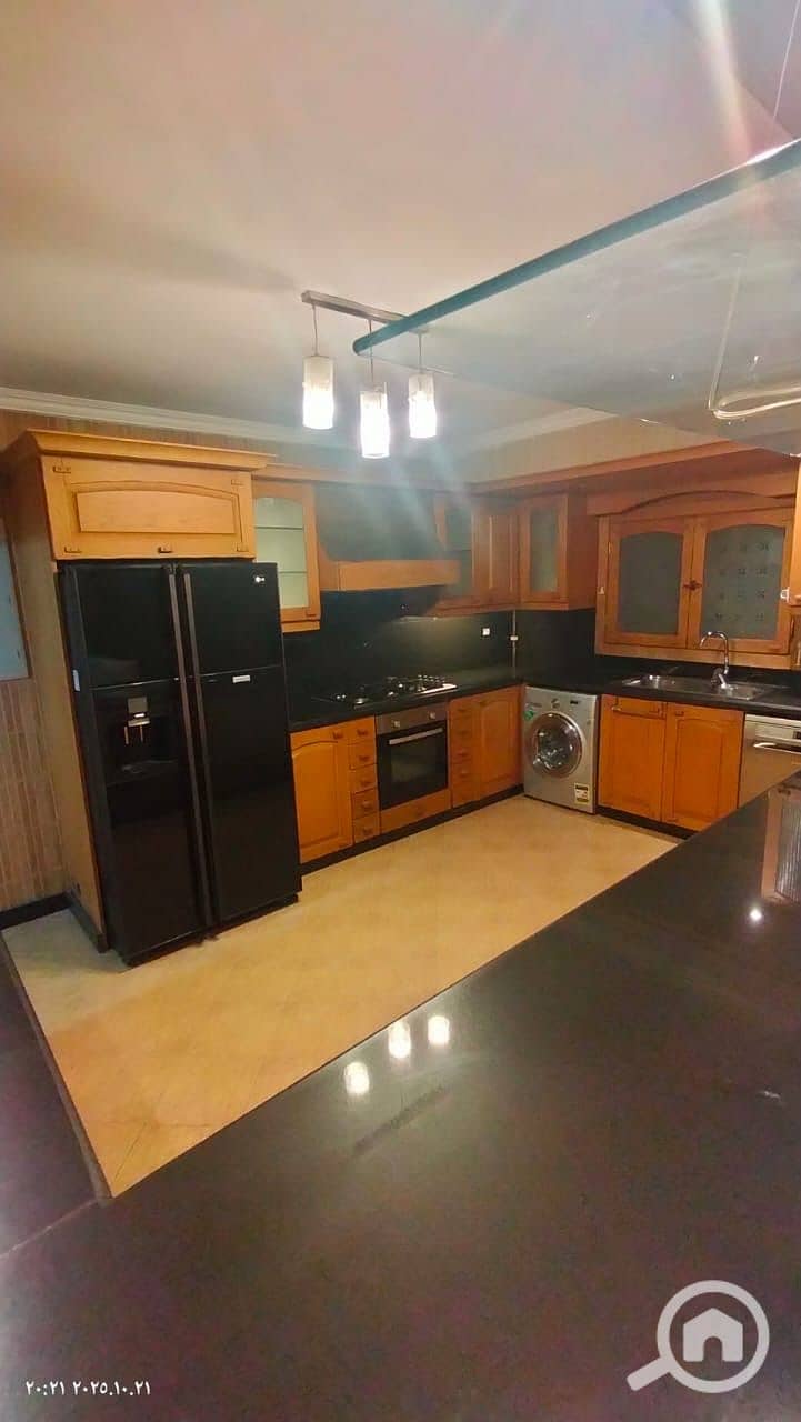 6 8836e183-15a9-4763-a400-46bf6e5627c8. jpeg