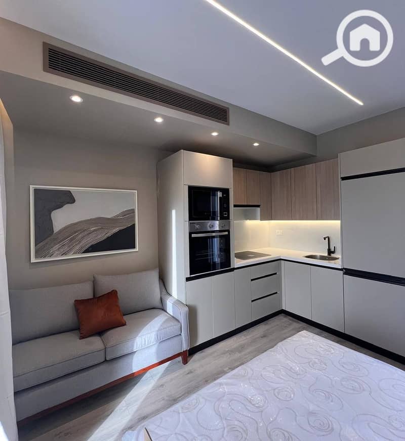 3 f42727f3-5778-47d4-ad97-8f071dbcb4ff. jpg