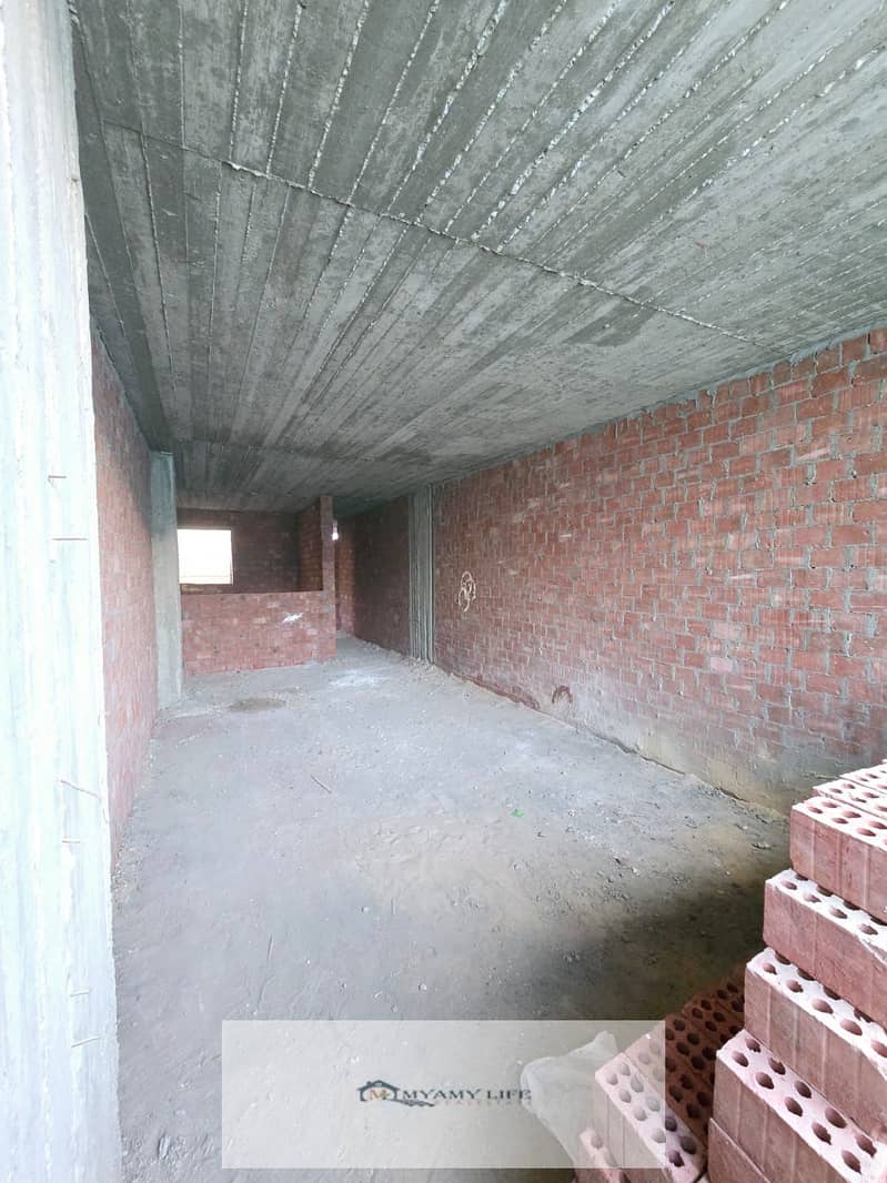 3 a69de177-4c57-43b4-bb46-3801f65aeb5d. jpg