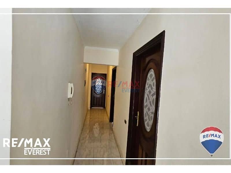 7 8143222-cf24fo. jpg