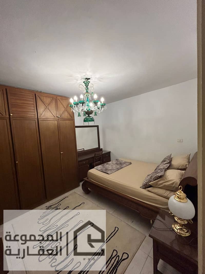 4 5681a469-0797-4ffc-a7d6-b34fd2ac76a5. jpg