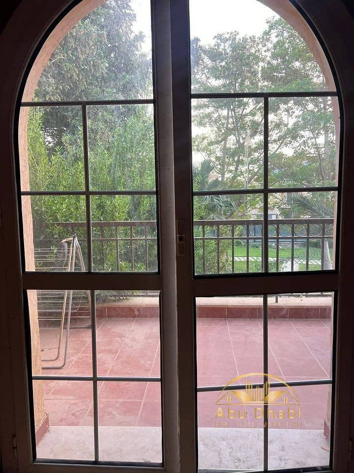 6 587255719_834267856016779_2672127583277527579_n. jpg