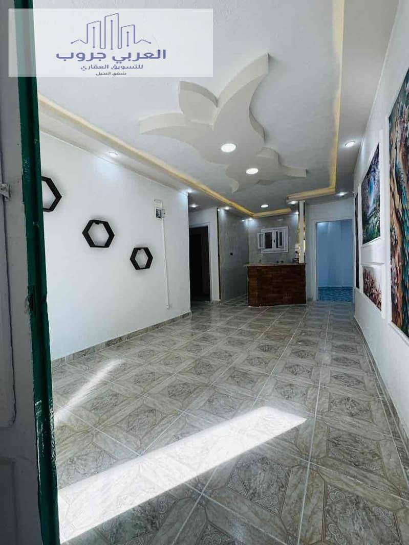 10 0c557eb8-5bad-447a-bc26-a30bddae42a0. jpg