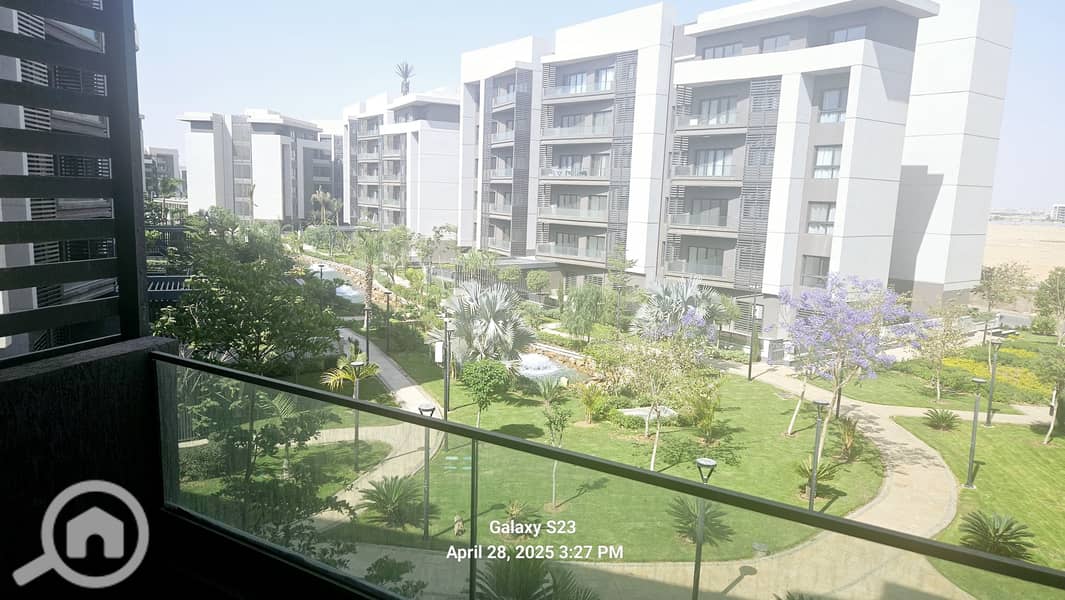 12fae098-bcc6-472c-99e7-13448c435fba. jpeg