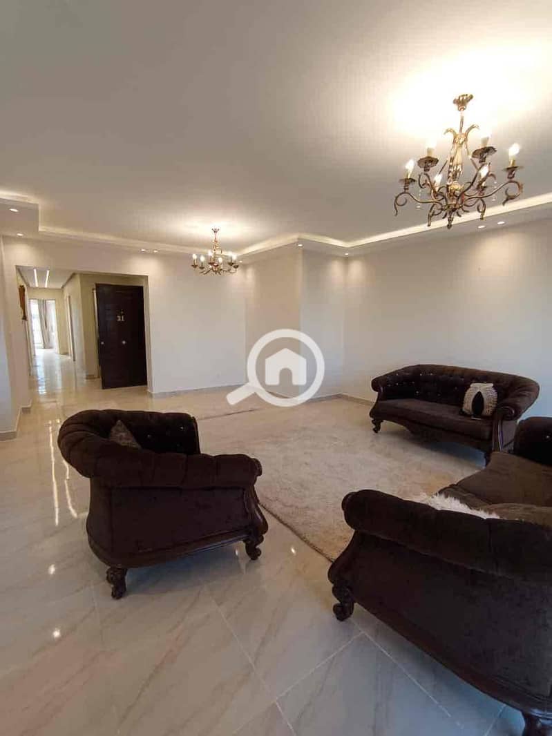 4 f74e16ee-7e8d-4f18-b9ff-9bb3a74c2d1c. jpg