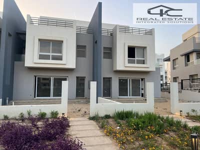 3 Bedroom Townhouse for Sale in New Cairo, Cairo - WhatsApp Image 2024-07-17 at 4.20. 54 PM (3). jpeg 3 Bedroom Townhouse for Sale in New Cairo, Cairo - WhatsApp Image 2024-07-17 at 4.20. 54 PM (3). jpeg