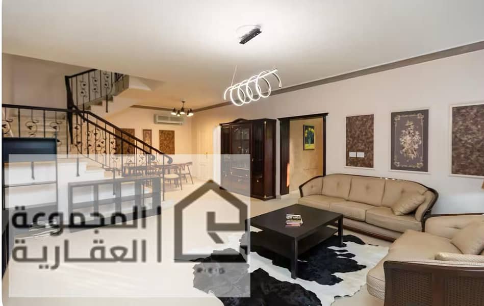 4 c2c5602a-4939-4d81-b624-ee34892e4ac3. jpg