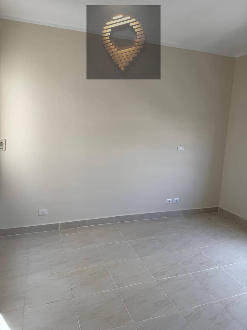 6 WhatsApp Image 2025-06-04 at 18.49. 43_8252501e. jpg