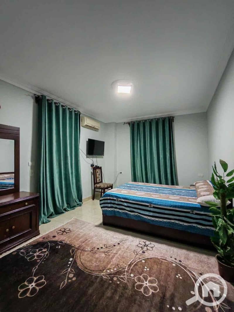 9 29d0b641-2147-44ec-a5a2-8c25e4923dbe. jpg