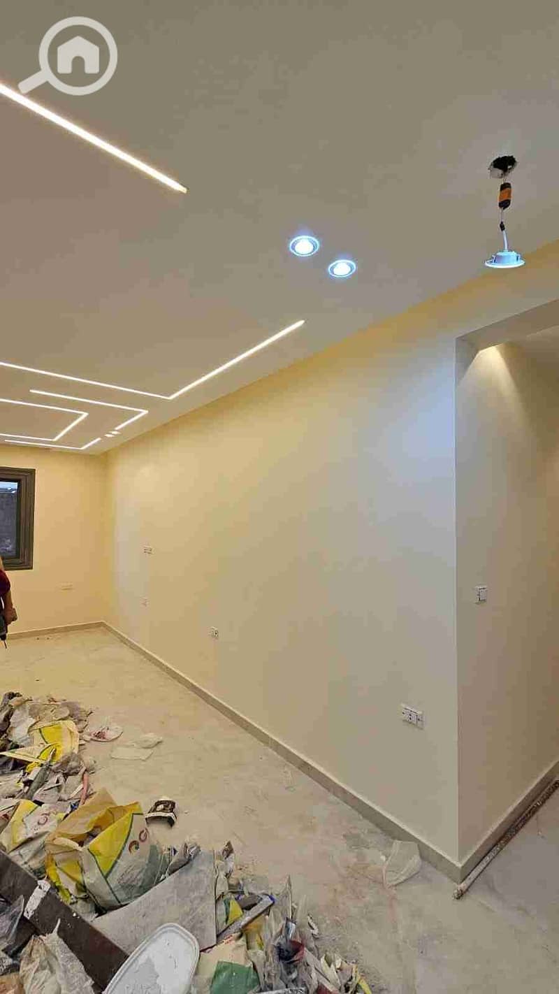 1000343855. jpg 1000343855. jpg