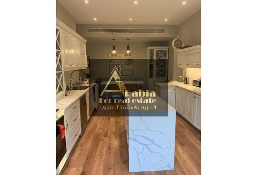 2 b235c02d-12d3-4e70-b25b-0ba93c9182c4 (1). jpg