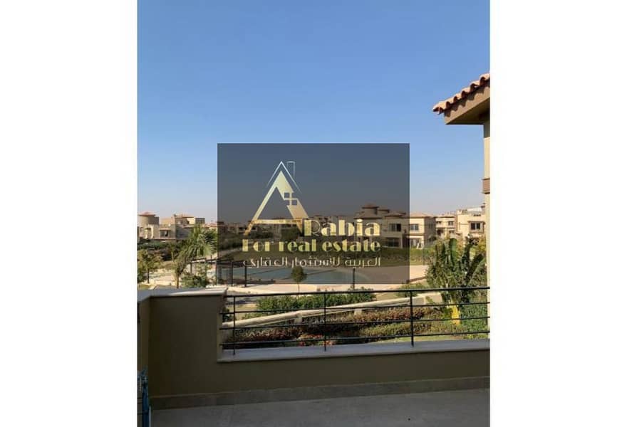 12 e40a891b-f1f0-4684-bb4a-30f5d0ffc916. jpg