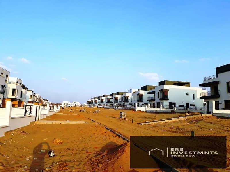 10 ee737753-1549-4853-8314-d8967799b1e0. jpg