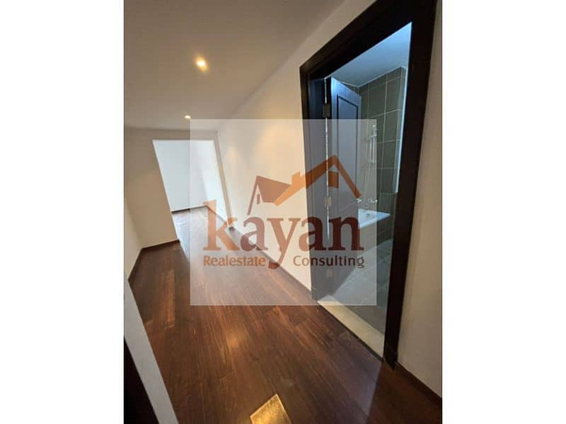 2 784c5df4-3c42-43e5-a916-956c0119e197. jpg