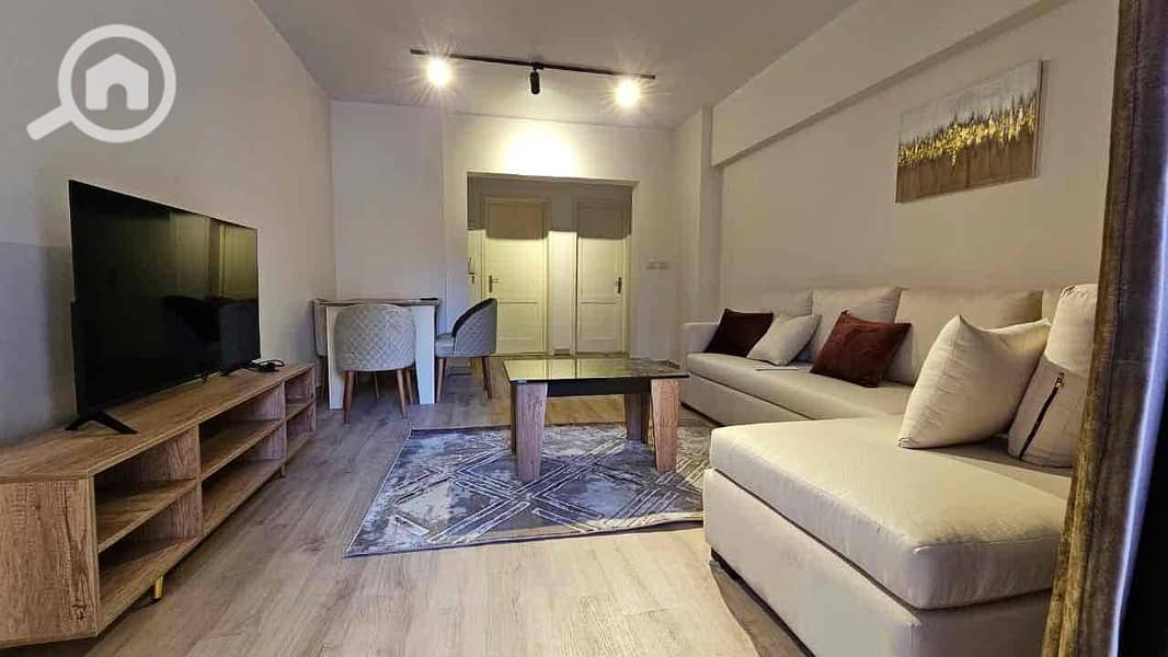 2 1a0b4c61-21c5-4fcb-8a38-0e17241b1148. jpg