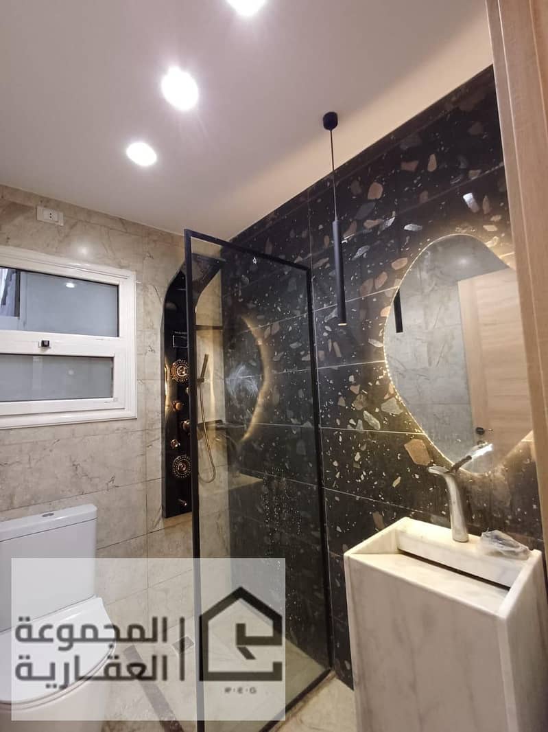 8 badd454a-9d12-4f16-a387-b0de09ce0897. jpg