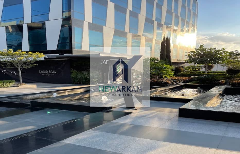 2022-10-24 (1). jpg 2022-10-24 (1). jpg