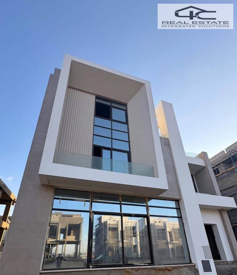 4 WhatsApp Image 2025-11-21 at 6.39. 29 AM (1). jpeg